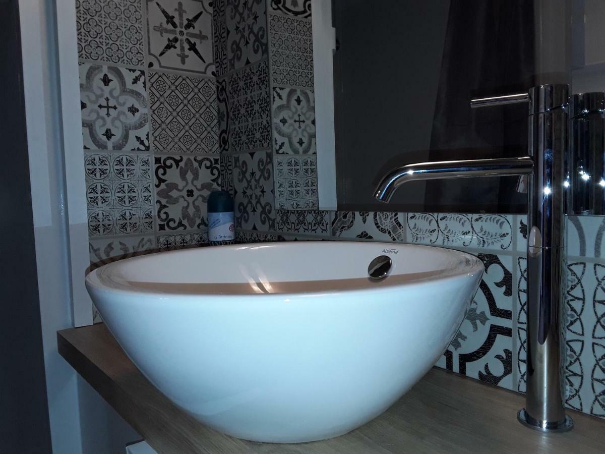 Apartament Studio Augouard, Plein Centre Poitiers Zewnętrze zdjęcie